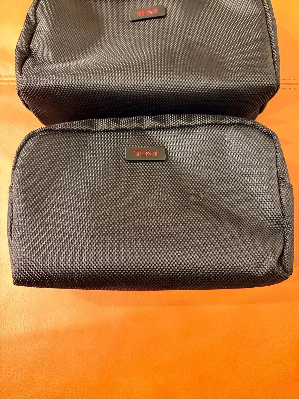 Kipling & Tumi Toiletry Bag bundle